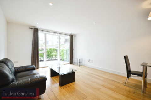2 bedroom ground floor flat to rent, Keynes House, Cambridge, CB5