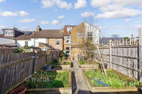 3 bedroom terraced house for sale, Foley Street, Maidstone ME14
