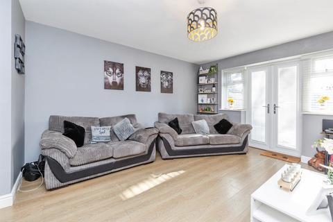 3 bedroom townhouse for sale, Blakelock Gardens, Hartlepool