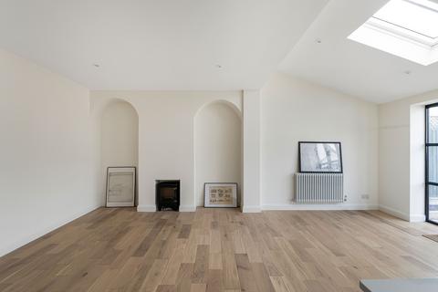 3 bedroom terraced house for sale, Londrina Terrace, Berkhamsted, HP4