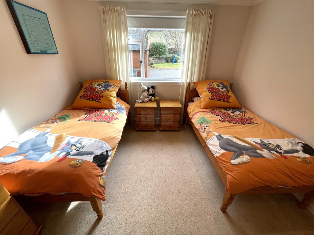 Bedroom 2a.JPG