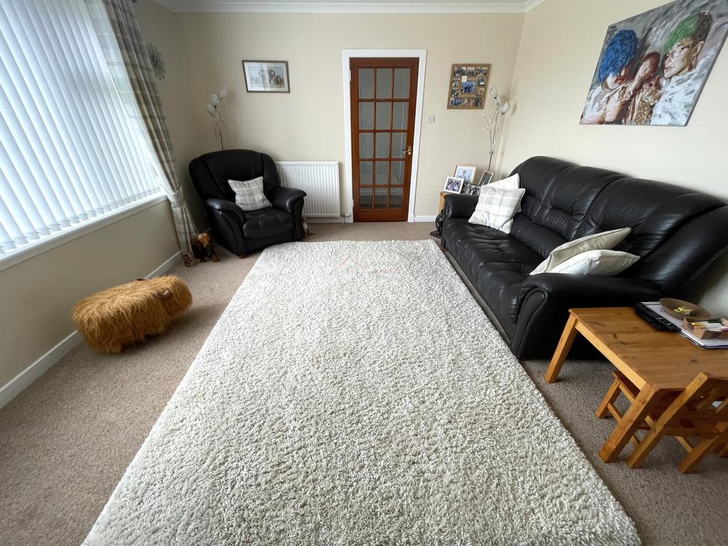 Lounge b.JPG