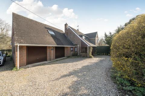 undefined, Winterbourne,  Berkshire,  RG20