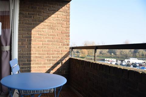 undefined, Numa Court, Justin Close, Brentford