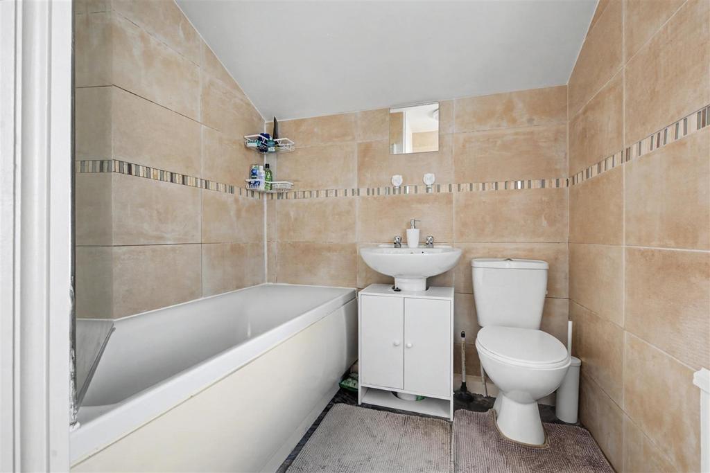 Bathroom (1).jpeg