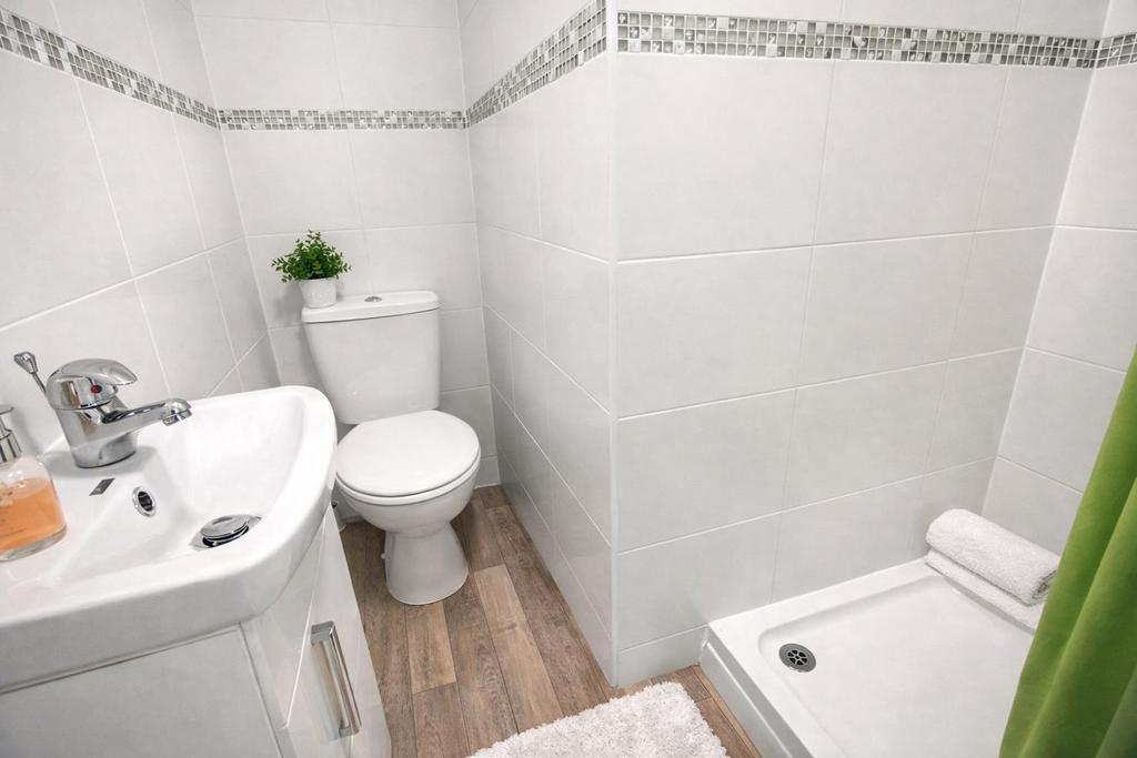Ensuite