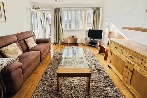 2 bedroom terraced house for sale, Kettlewell Close, Warwick