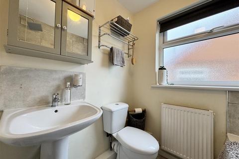 undefined, Chevet View, Royston, Barnsley, S71 4RZ