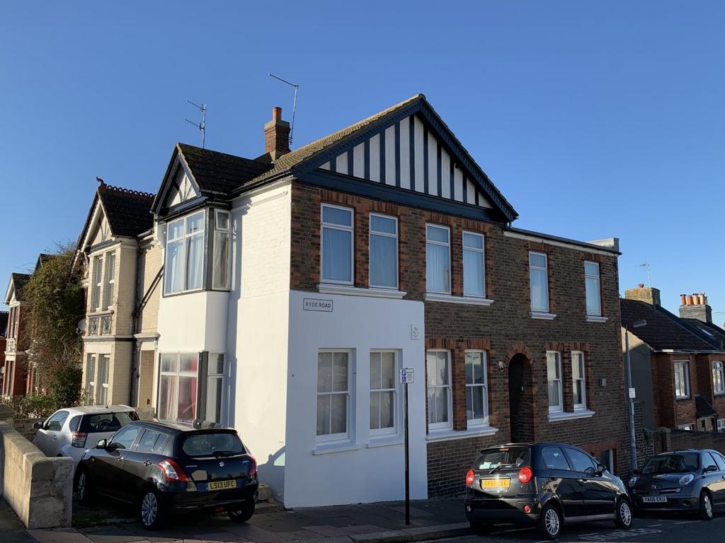 6 Bed Furnished Terraced
