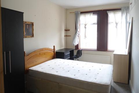 undefined, Elm Grove, Brighton, BN2 3EL