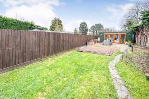 3 bedroom semi-detached house for sale, Wheatley Avenue, Corby NN17