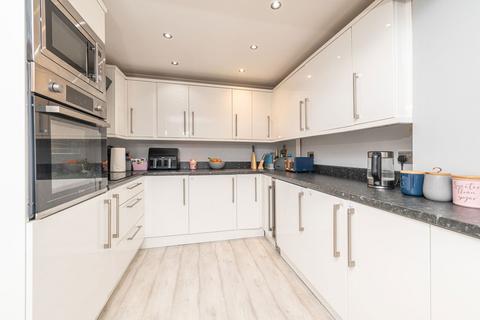 3 bedroom semi-detached house for sale, Edendale, Castleford WF10