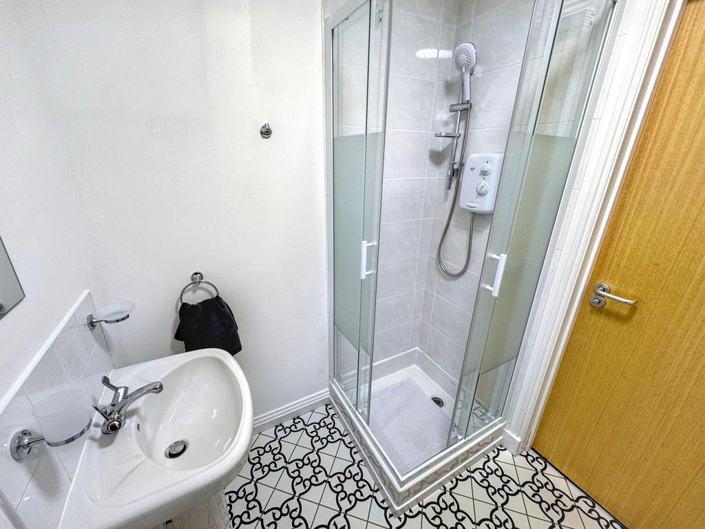 Shower-room 2