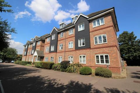 2 bedroom flat to rent, Cadwell Lane, Hitchin SG4
