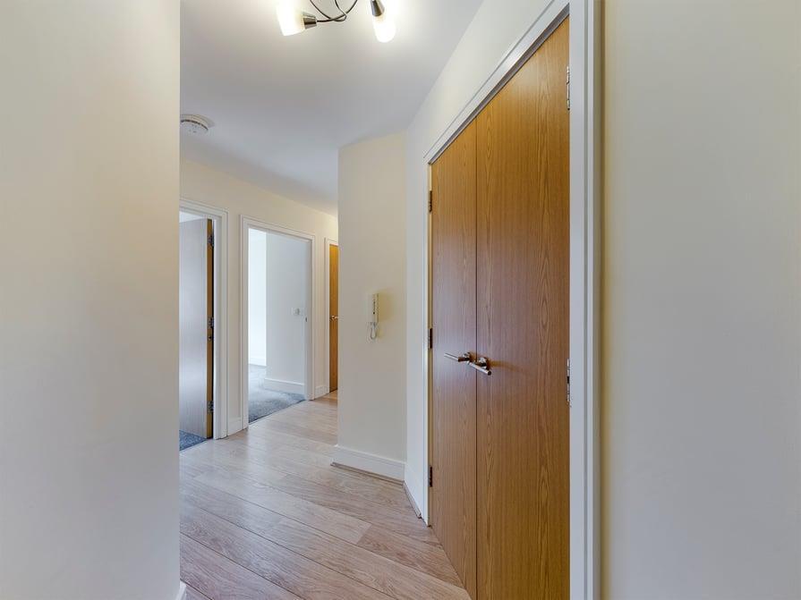 Hallway.jpeg