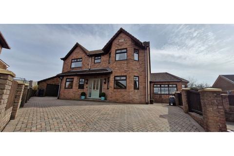 undefined, Cae Maen Llwyd, Hengoed, Caerphilly, CF82