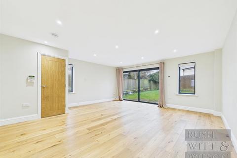 undefined, Cripps Corner Road, Staplecross
