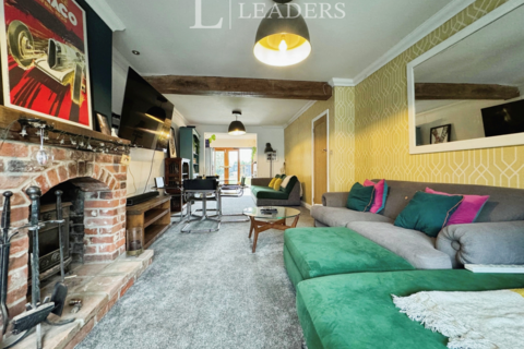 4 bedroom detached house to rent, Rosemary Road, NR7