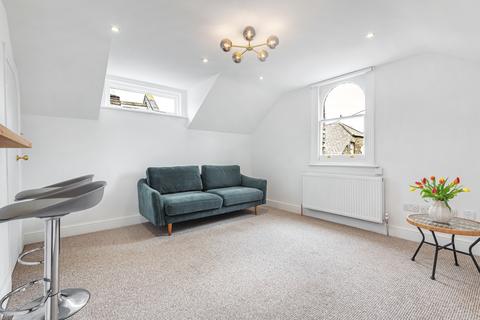 2 bedroom property to rent, Werter Road, Putney, London, SW15