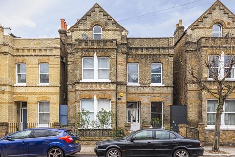 2 bedroom property to rent, Werter Road, Putney, London, SW15