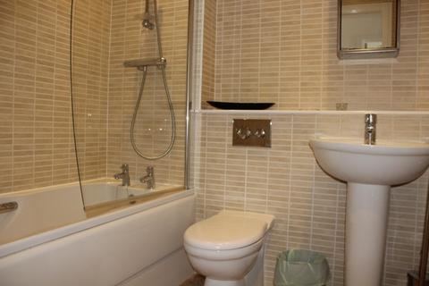 2 bedroom apartment for sale, Marina Villas, Maritime quarter, Swansea