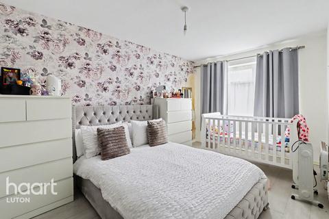 2 bedroom apartment for sale, Old Bedford Road, Luton