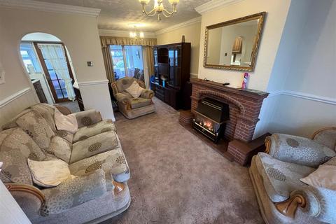 3 bedroom semi-detached house for sale, Vigo Close, Walsall Wood