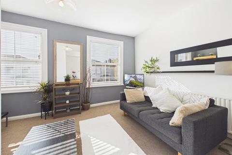 2 bedroom maisonette for sale, Robinson Road, Colliers Wood, SW17