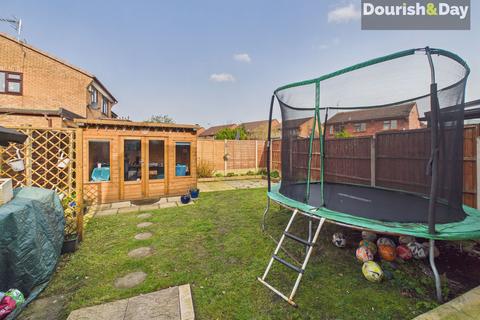undefined, Benenden Close, Stafford ST17