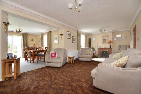 4 bedroom semi-detached house for sale, Northgate Way, King's Lynn PE34