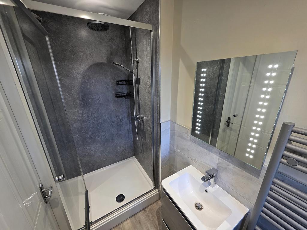 Ensuite