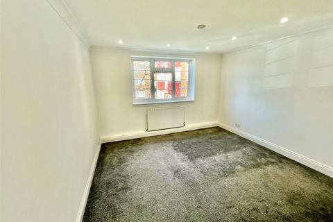2 bedroom apartment to rent, Merino Place, Sidcup, Kent, DA15