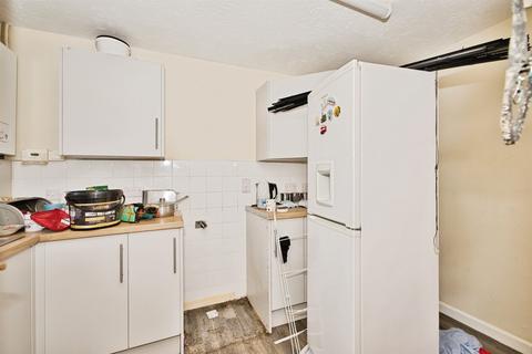 undefined, Raglan Terrace, Yeovil