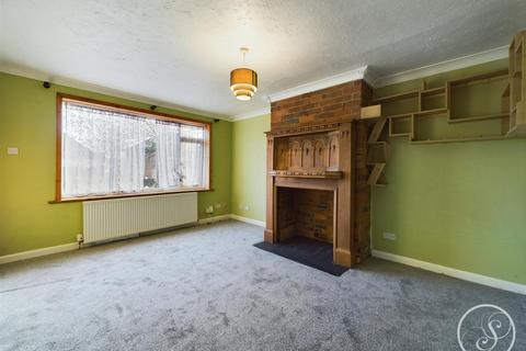 undefined, Greenview Close, Leeds LS9