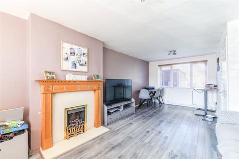 3 bedroom terraced house for sale, Slade Road, Chertsey KT16