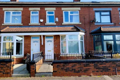 12 Kingston Avenue, Oldham, OL1 4HD