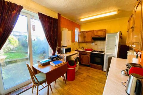 undefined, 12 Kingston Avenue, Oldham, OL1 4HD