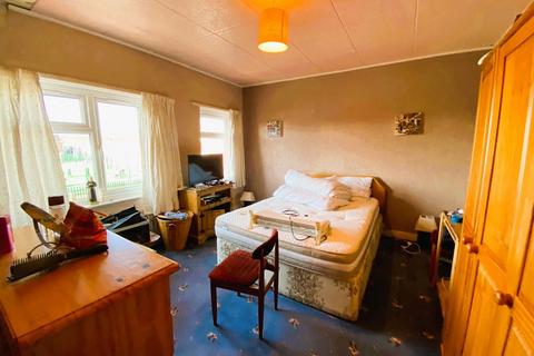 undefined, 12 Kingston Avenue, Oldham, OL1 4HD
