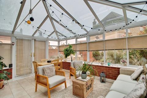 4 bedroom detached house for sale, Porth Close, Swindon, SN25