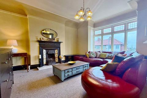 undefined, Bidston Avenue, Birkenhead, CH41