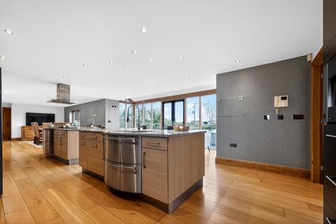 4 bedroom barn conversion for sale, Stoke Pound Lane Stoke Pound Bromsgrove, Worcestershire, B60 4LQ