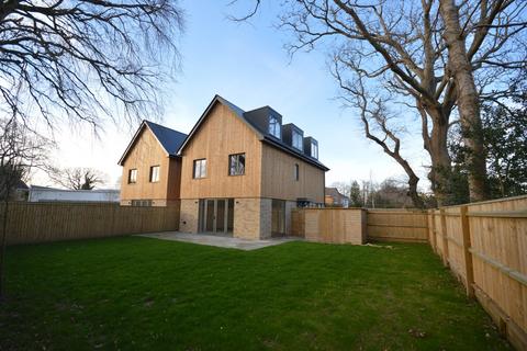 undefined, Lower Pennington Lane, Pennington, Lymington, Hampshire, SO41