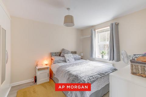 4 bedroom semi-detached house for sale, Pitchcombe Close, Lodge Park, Redditch, B98