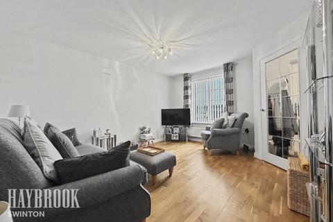 3 bedroom semi-detached house for sale, Buzzard Avenue, Mexborough