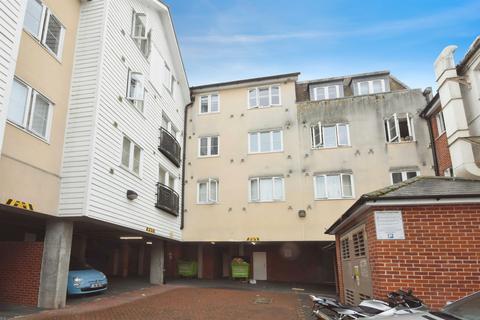 1 bedroom apartment for sale, Fairfield Road, Braintree