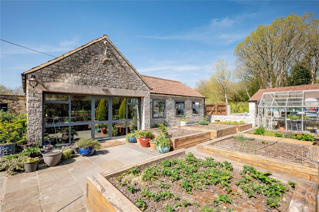 Outbuilding