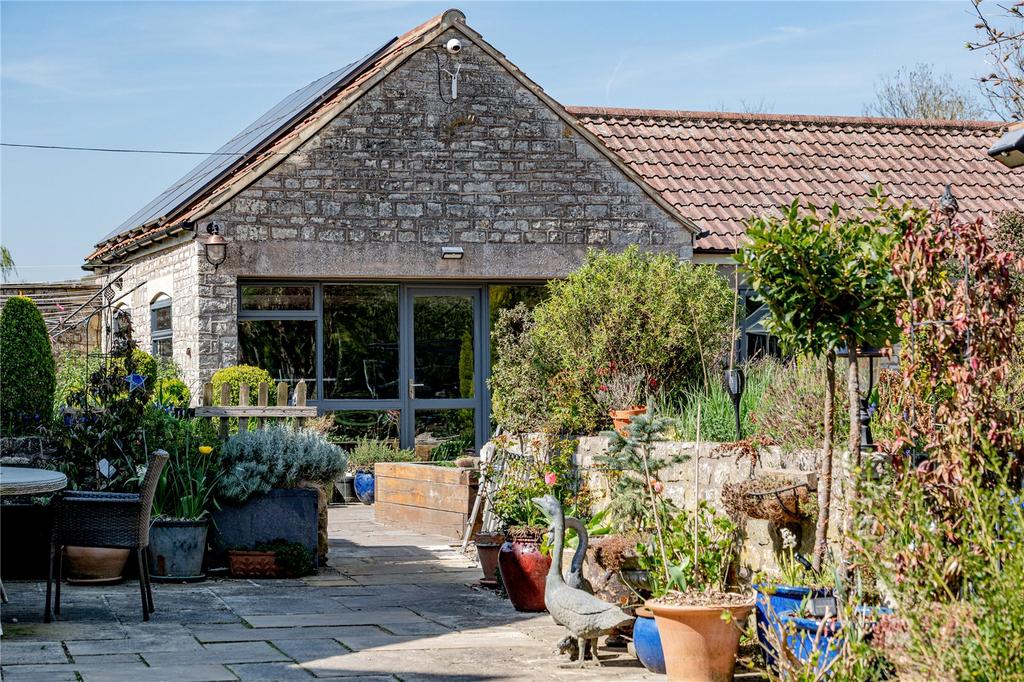 Outbuilding