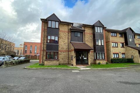Studio for sale, Waterside Close Barking IG11 9EL