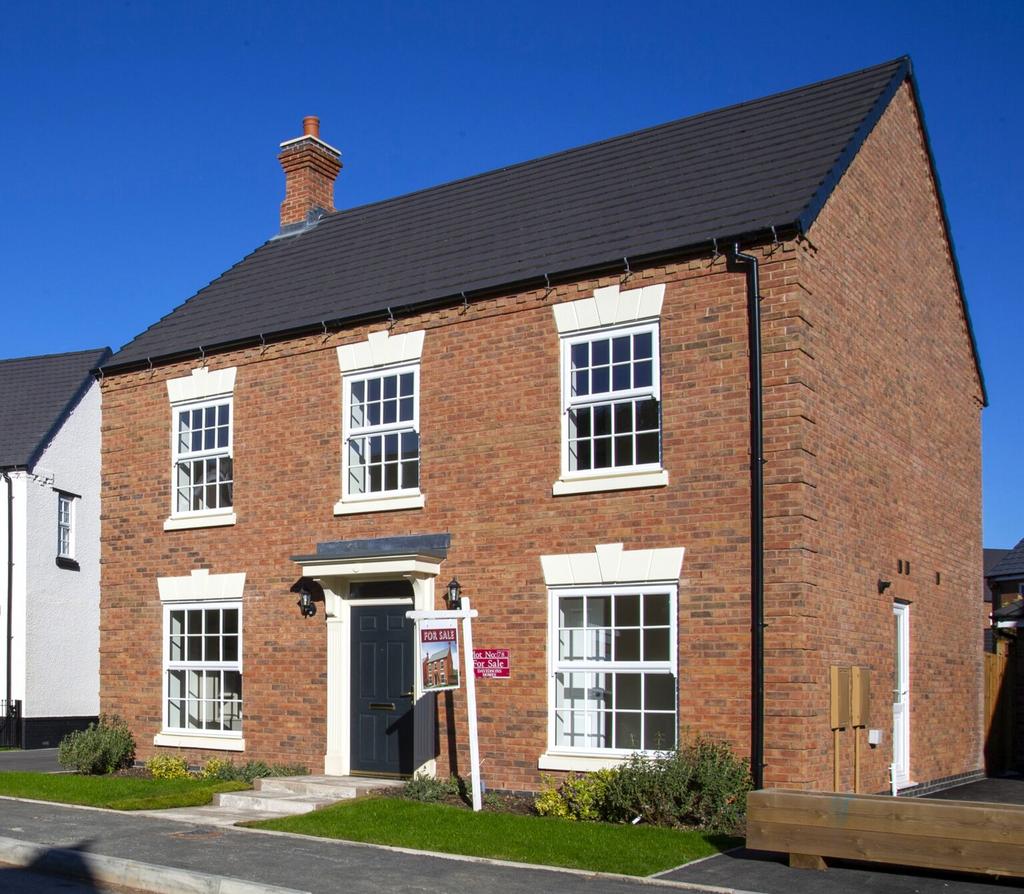 4 bedroom detached house for sale