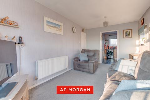 1 bedroom apartment for sale, Mainstone Close, Winyates East, Redditch, Worcestershire, B98